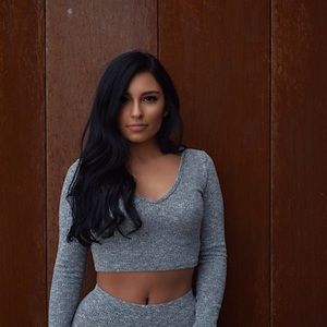 Meet your Posher, Daniela